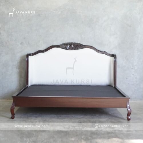 Tempat Tidur Jati Klasik Minimalis