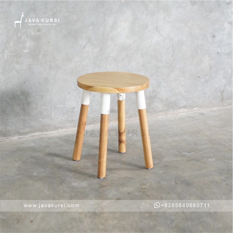 stool cafe bulat kayu jati, stool kayu jati, kursi stool cafe, bangku bulat kayu jati, stool cafe minimalis, furniture cafe, kursi cafe jati, furniture Jepara, stool minimalis modern, kursi cafe kayu, java kursi